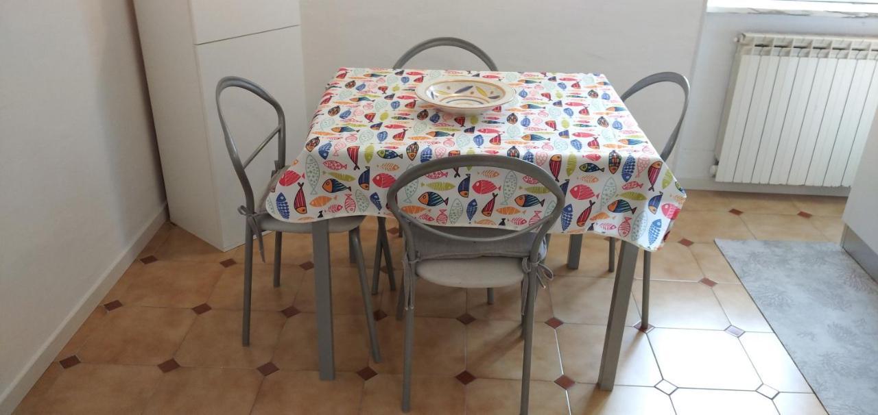Casa Mariuccia A Due Passi Dal Mare Lejlighed Finale Ligure Eksteriør billede